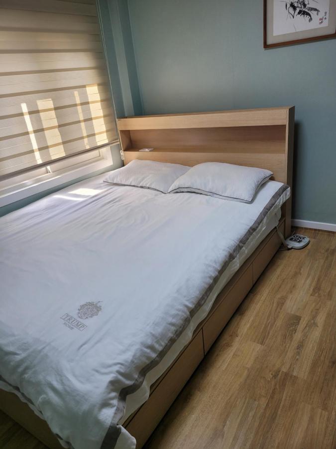Son-Gil Guesthouse Jinju Exteriör bild